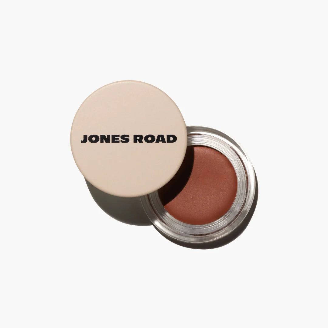 Wide Awake Brightening Concealer image 18