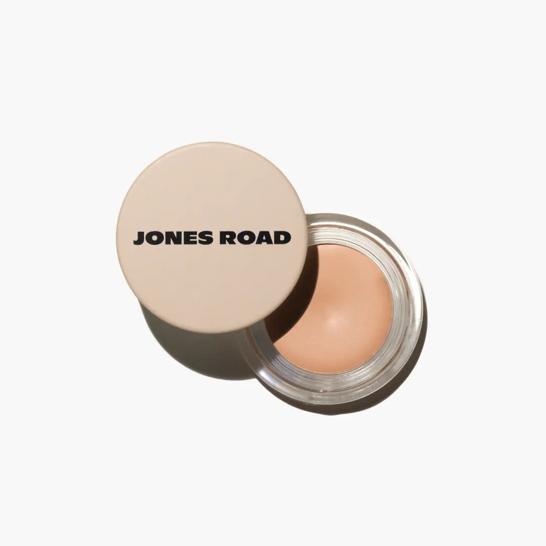 Wide Awake Brightening Concealer image 4